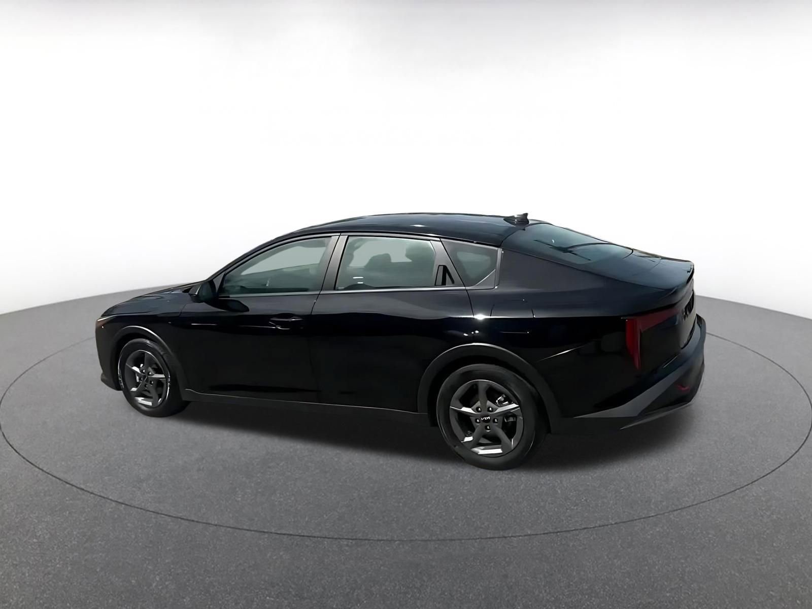 Thumbnail: 2025 Kia K4 - 10