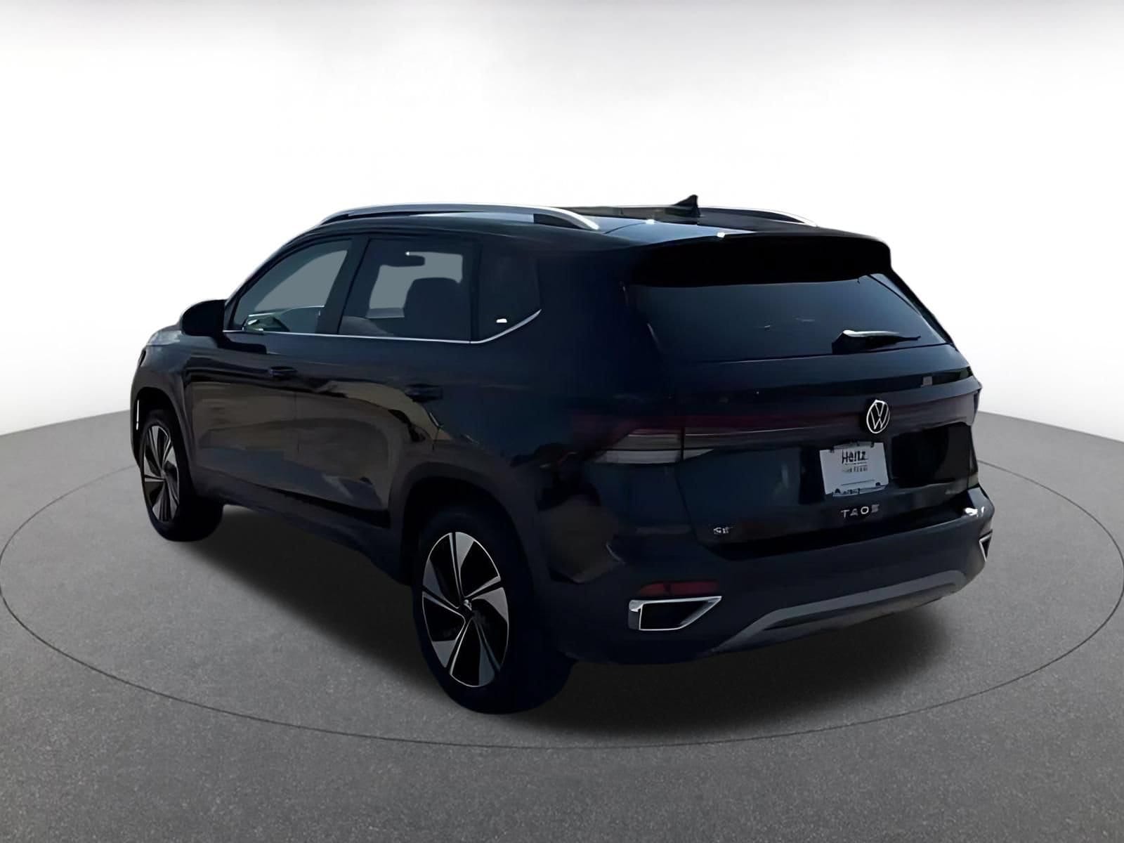 Thumbnail: 2026 Volkswagen Taos - 9