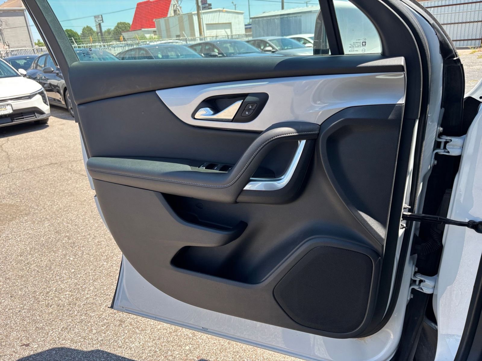 Thumbnail: 2025 Chevrolet Blazer - 18
