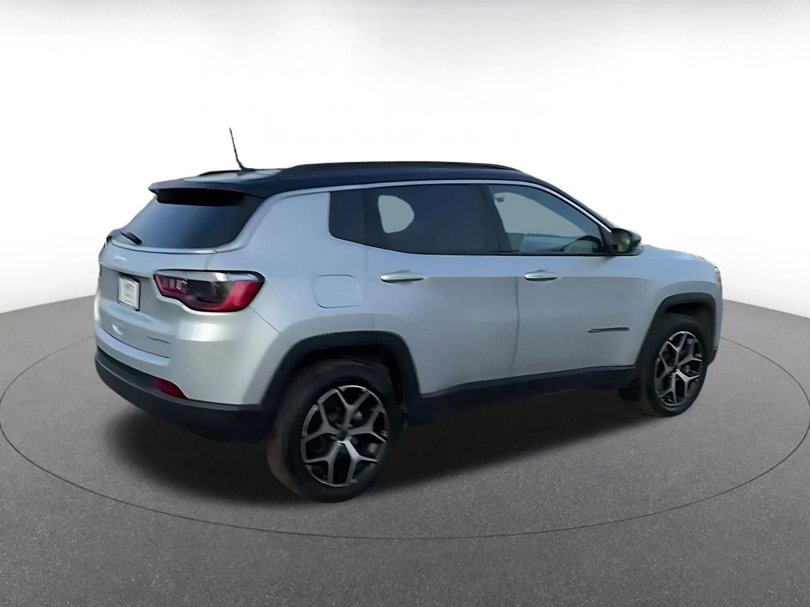 Thumbnail: 2025 Jeep Compass - 14