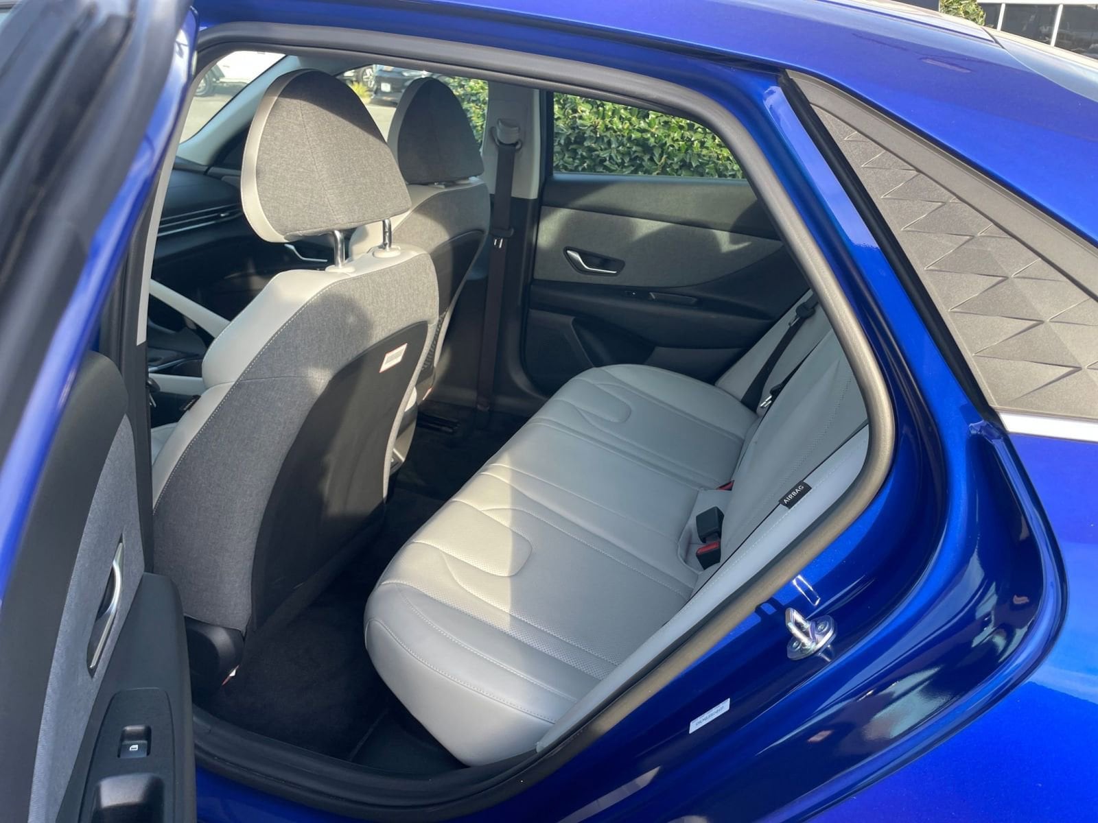 Thumbnail: 2025 Hyundai Elantra - 24