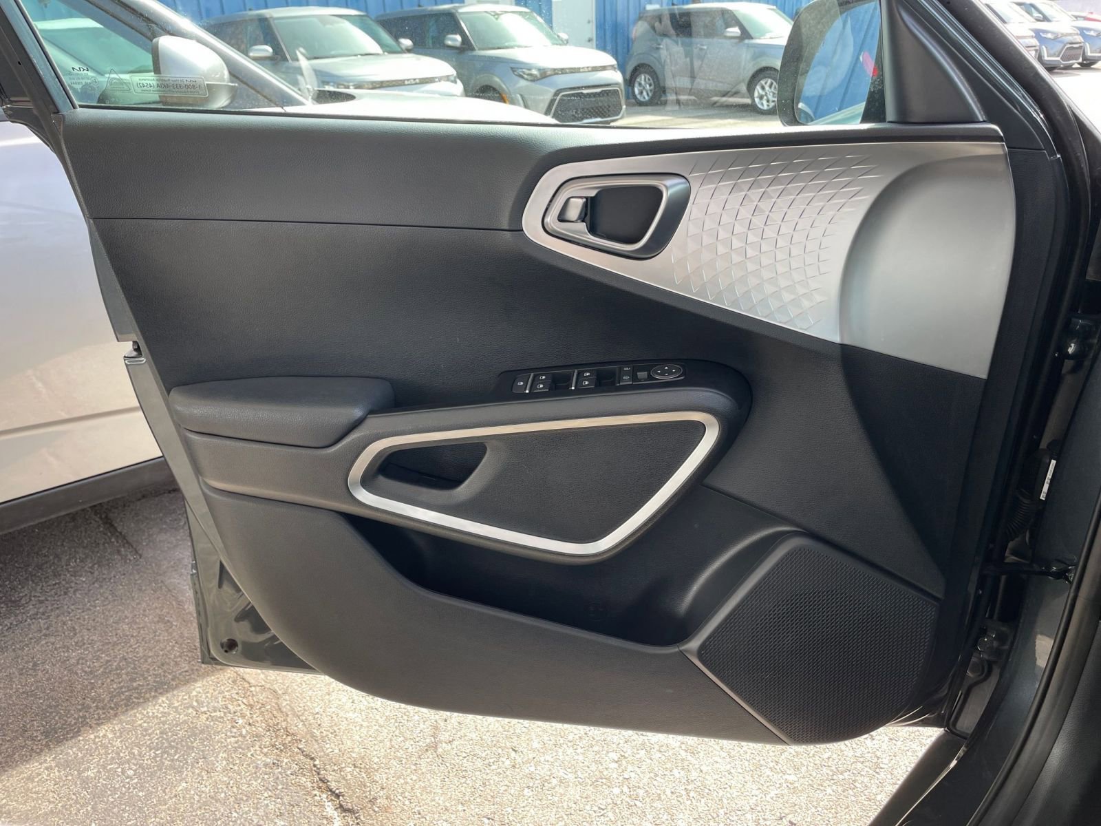 Thumbnail: 2025 Kia Soul - 18