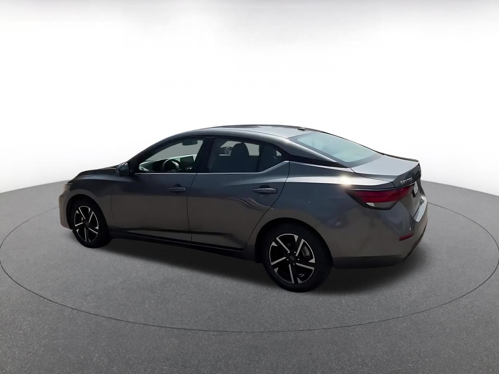 Thumbnail: 2025 Nissan Sentra - 9