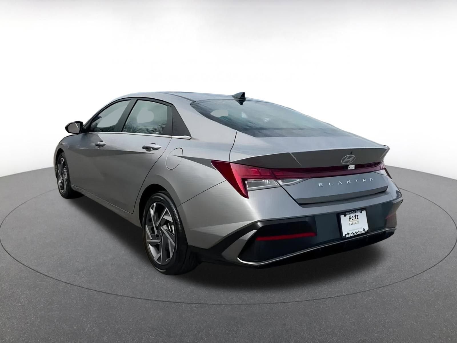 Thumbnail: 2025 Hyundai Elantra - 11