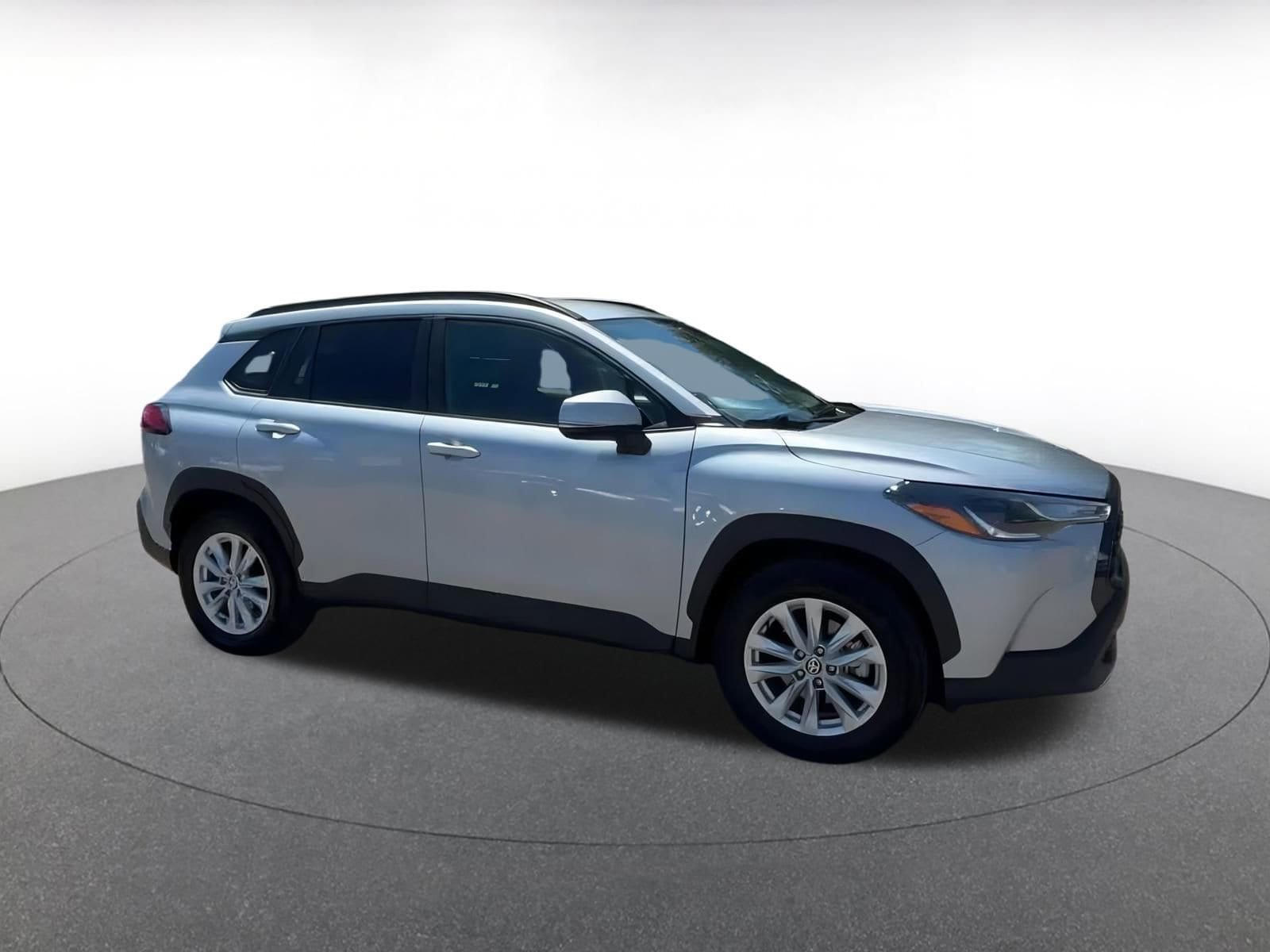 Thumbnail: 2024 Toyota Corolla Cross - 2