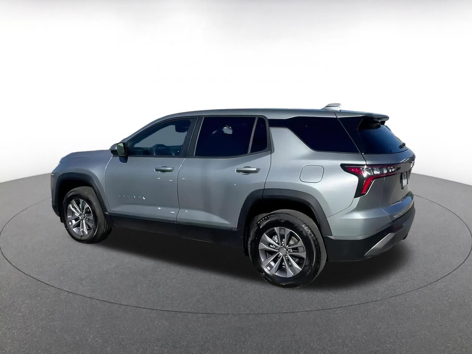 Thumbnail: 2025 Chevrolet Equinox - 10