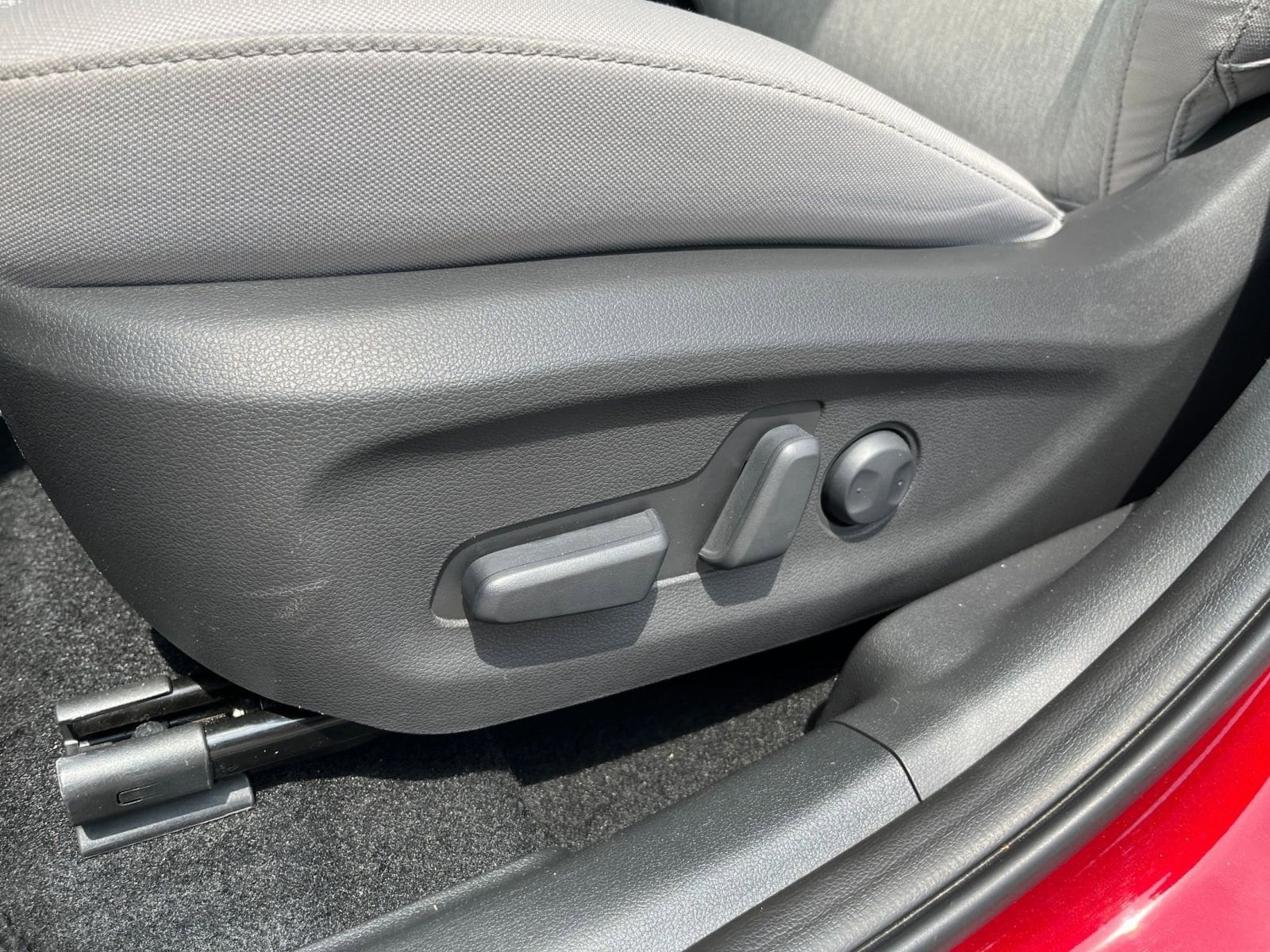 Thumbnail: 2023 Hyundai Kona - 28