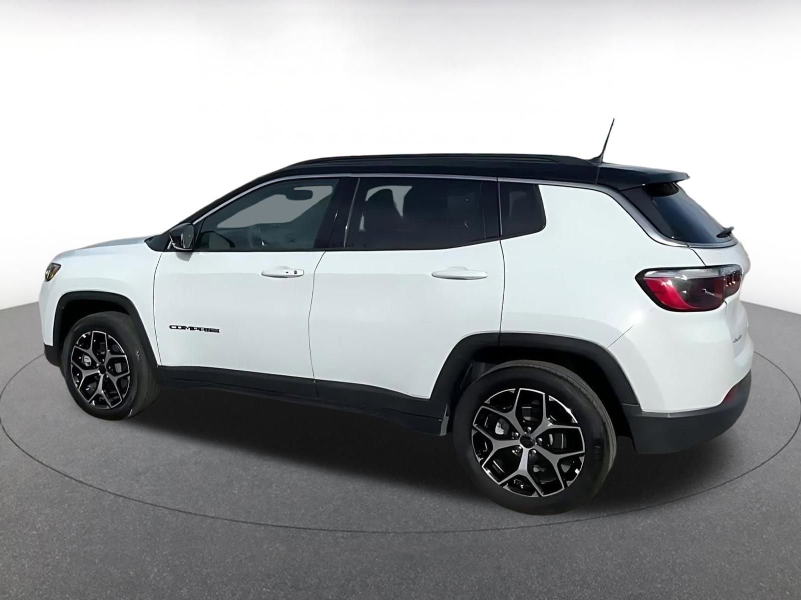 Thumbnail: 2025 Jeep Compass - 10