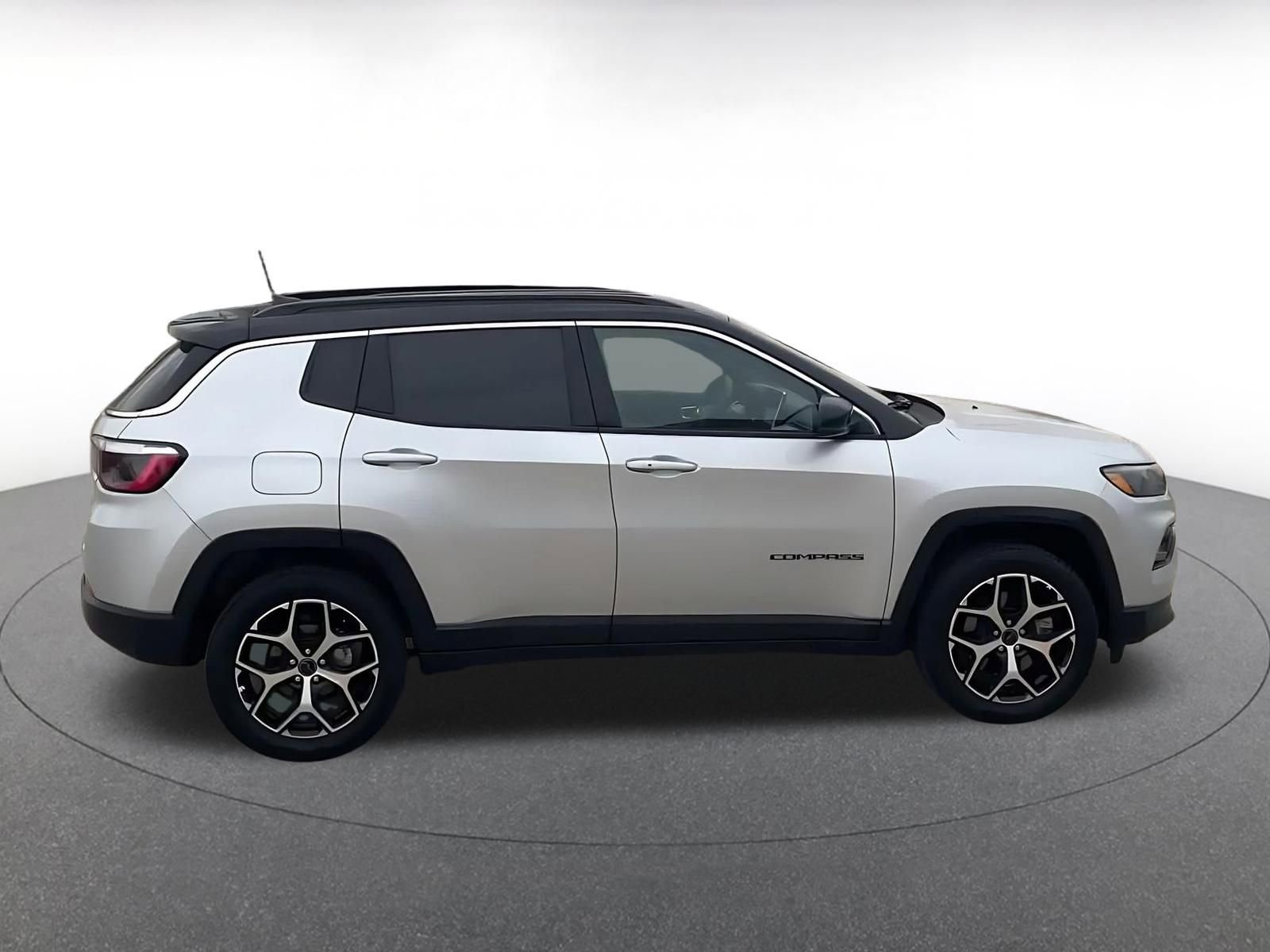 Thumbnail: 2025 Jeep Compass - 16