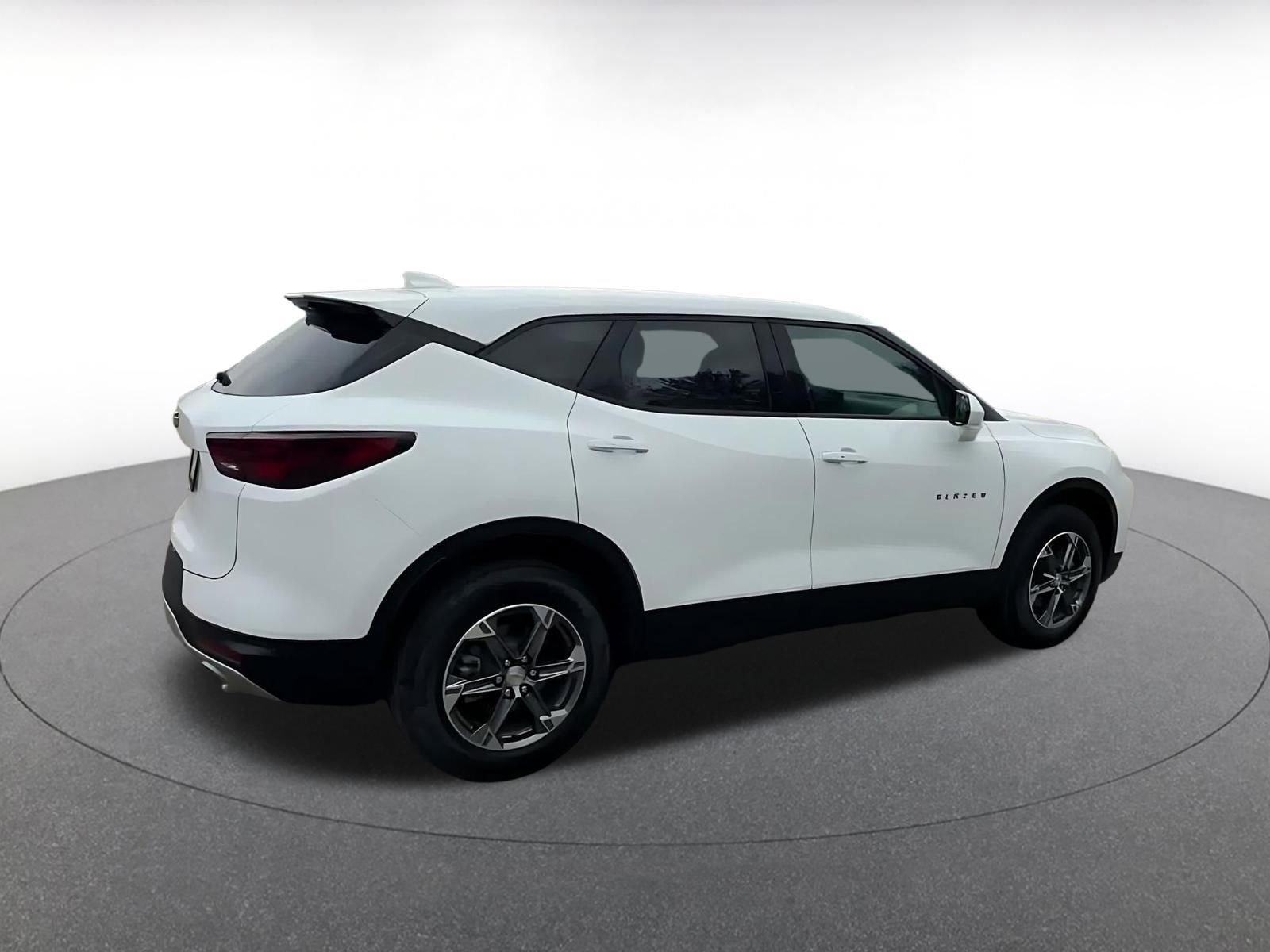 Thumbnail: 2025 Chevrolet Blazer - 14