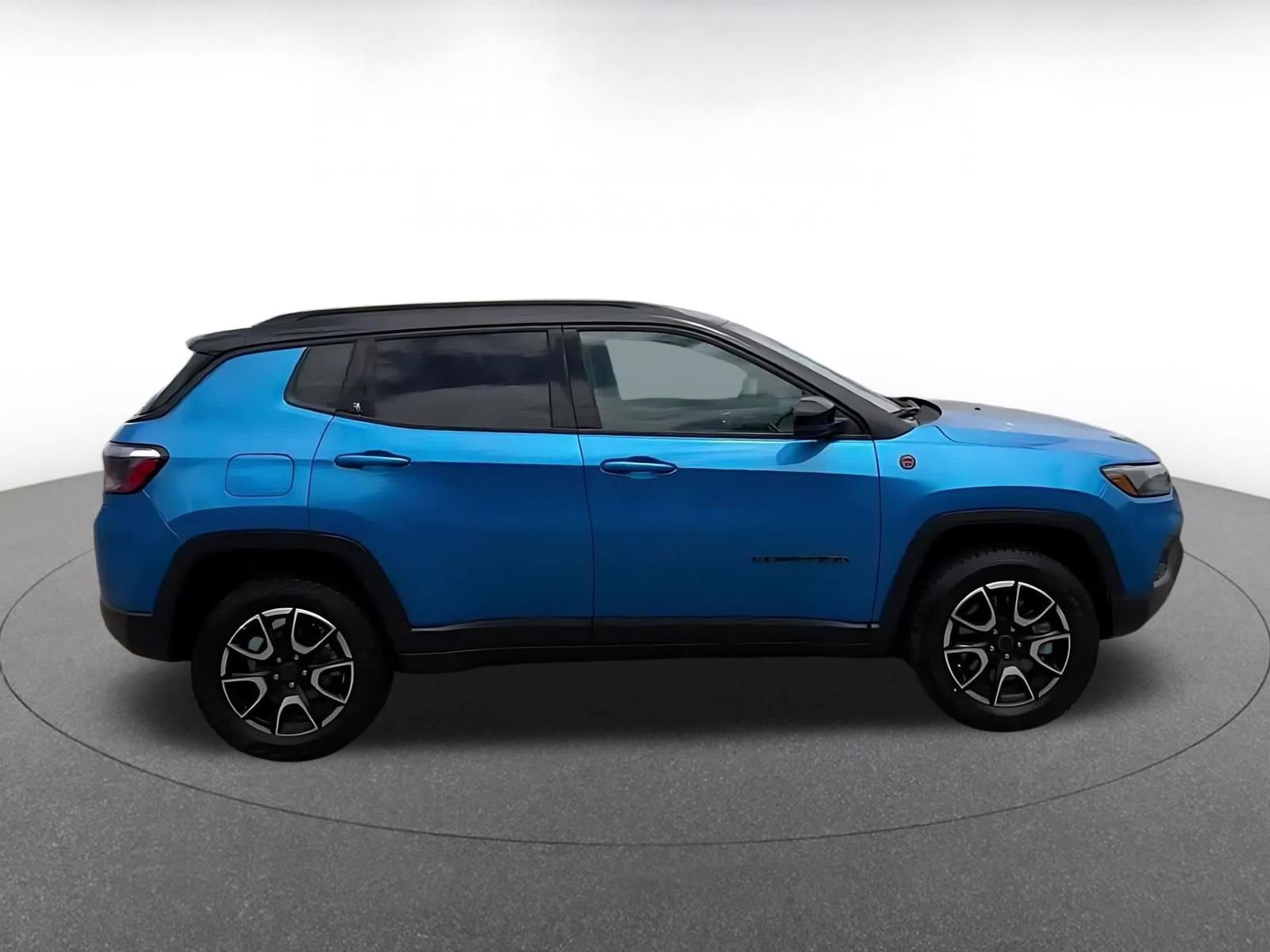 Thumbnail: 2025 Jeep Compass - 16