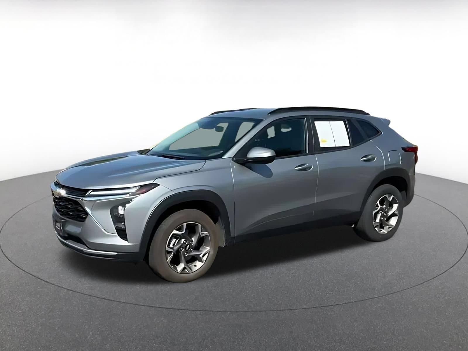Thumbnail: 2025 Chevrolet Trax - 7