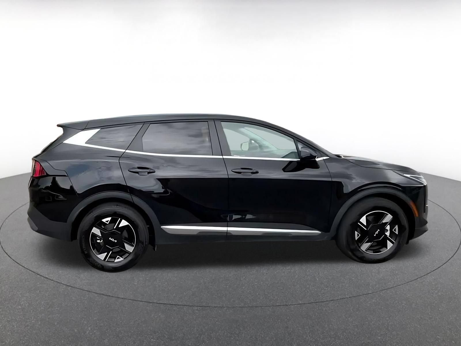 Thumbnail: 2026 Kia Sportage - 13