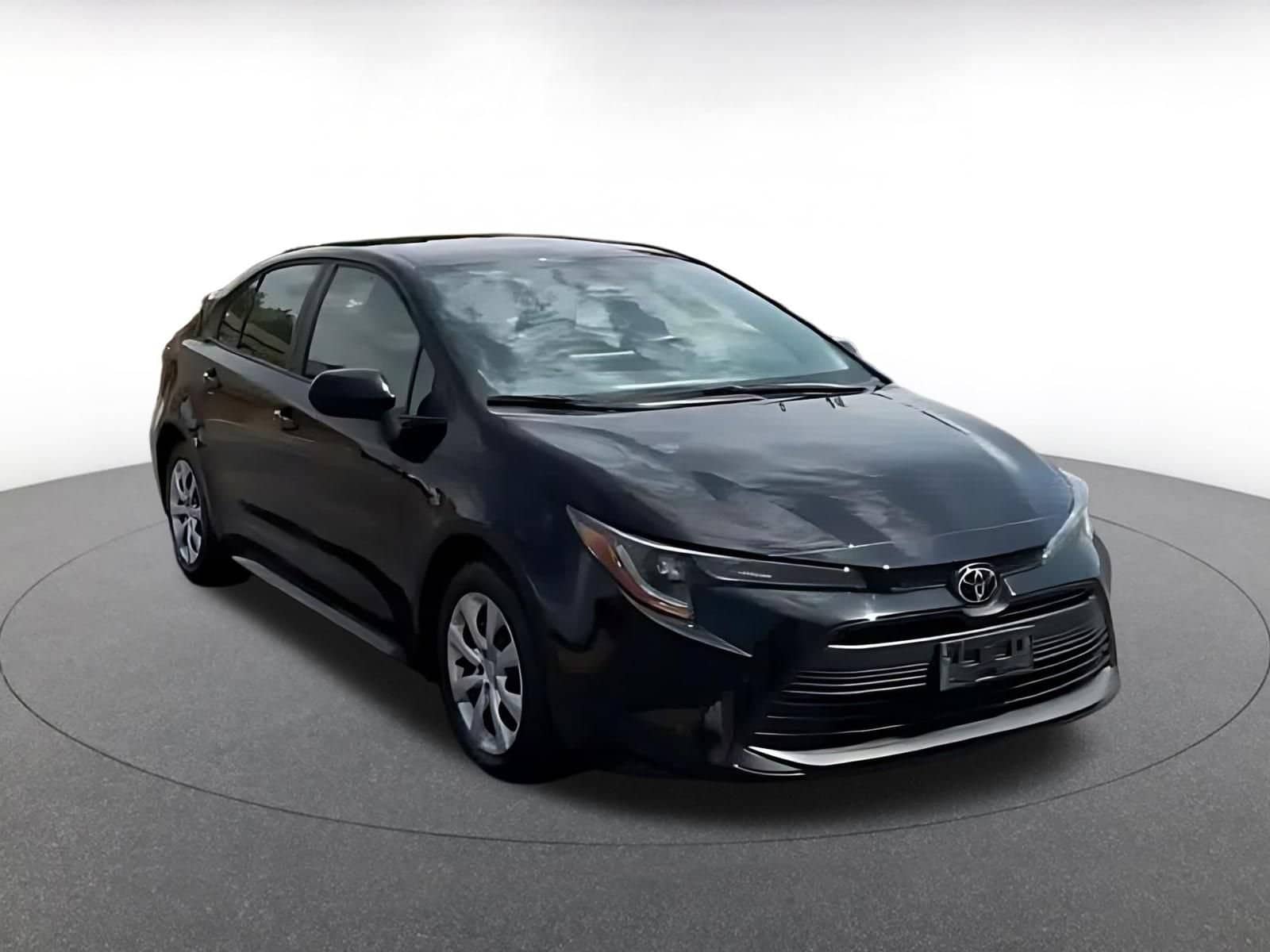 Thumbnail: 2025 Toyota Corolla - 3