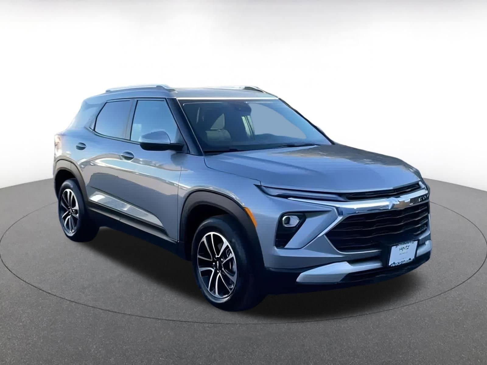 Thumbnail: 2025 Chevrolet TrailBlazer - 2