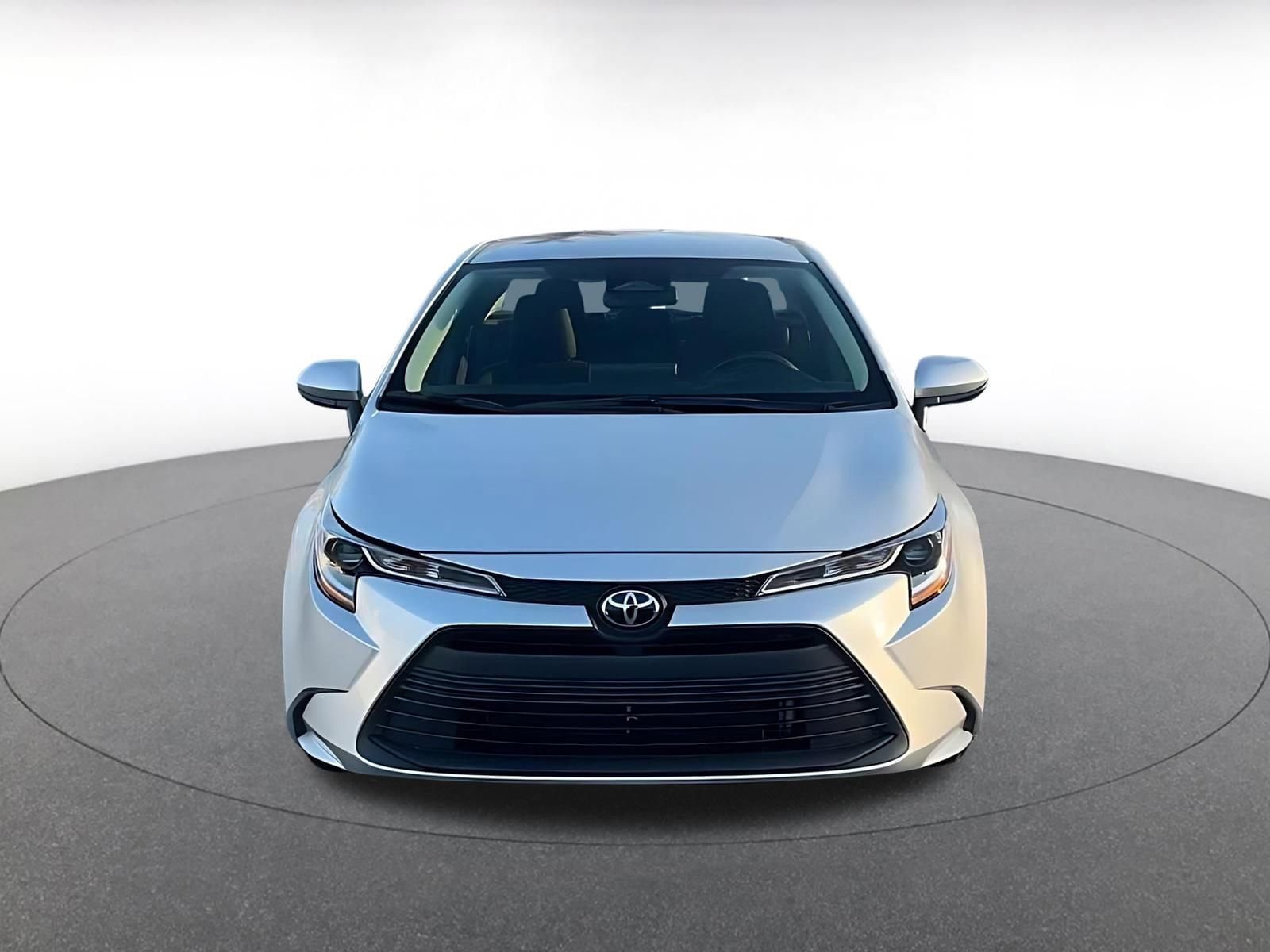Thumbnail: 2025 Toyota Corolla - 4