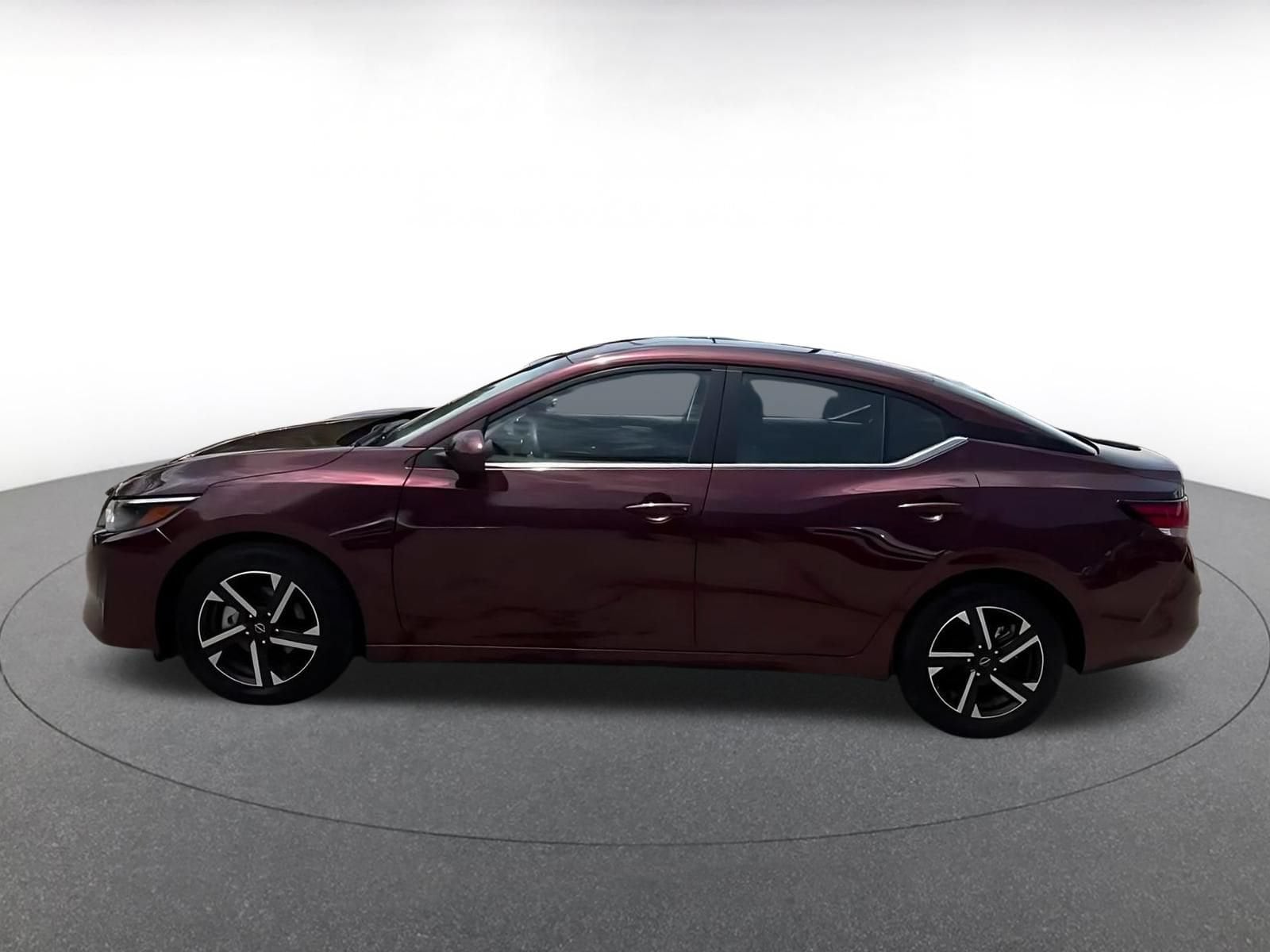 Thumbnail: 2025 Nissan Sentra - 9