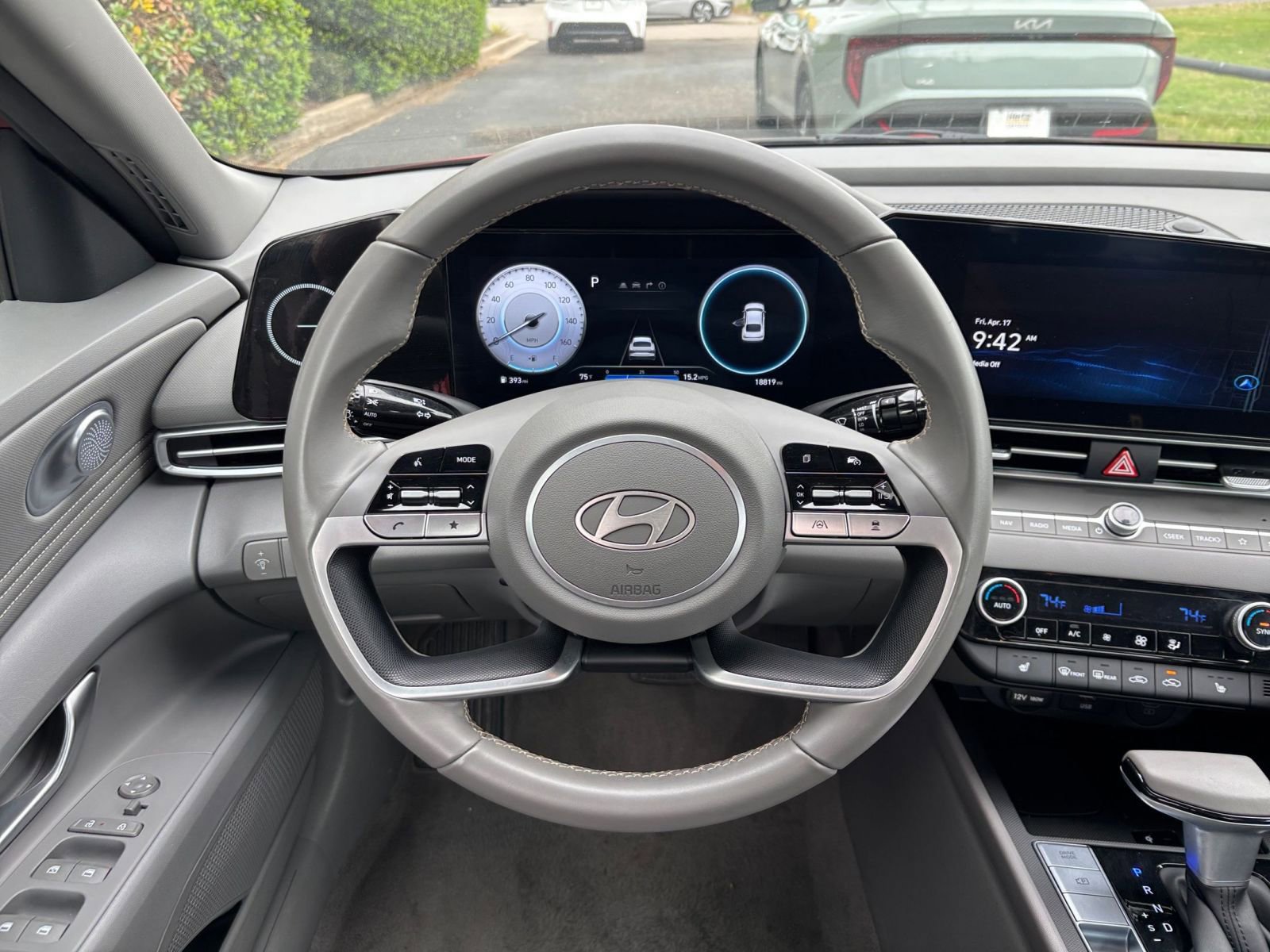 Thumbnail: 2025 Hyundai Elantra - 28