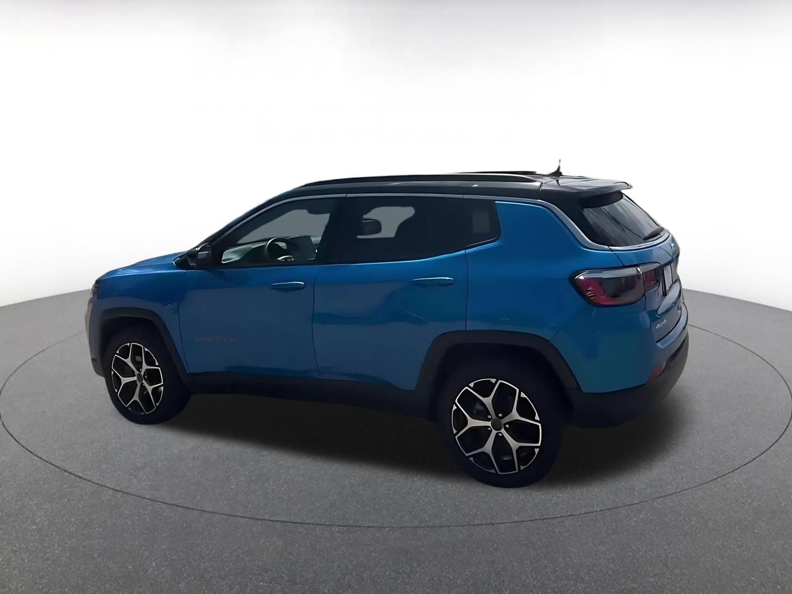 Thumbnail: 2025 Jeep Compass - 8