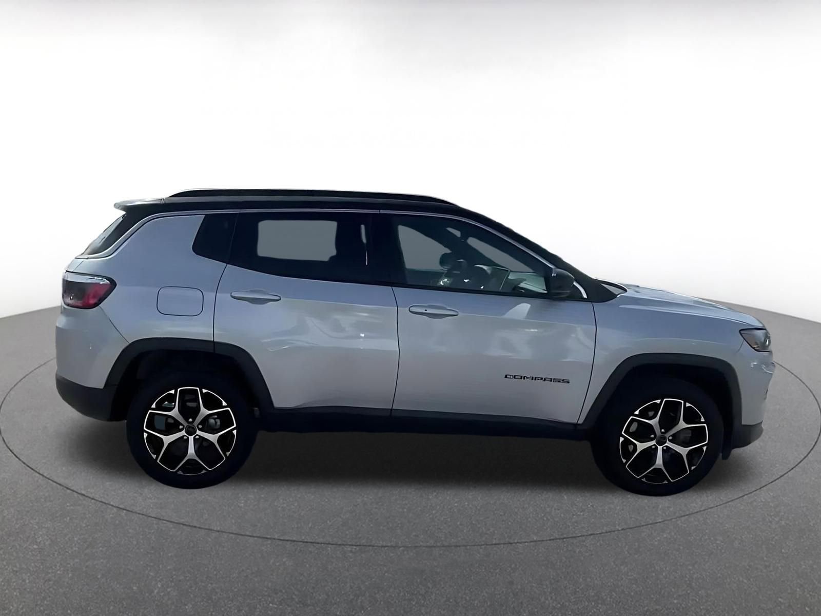 Thumbnail: 2025 Jeep Compass - 16