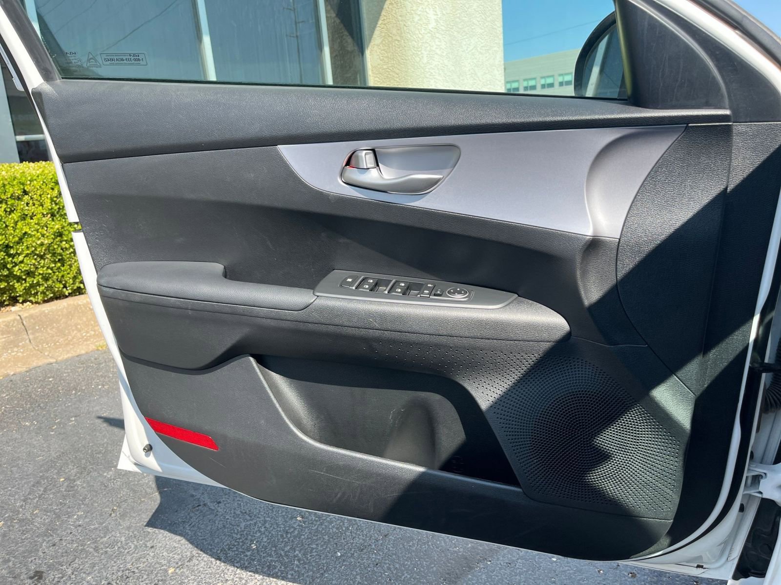 Thumbnail: 2024 Kia Forte - 20