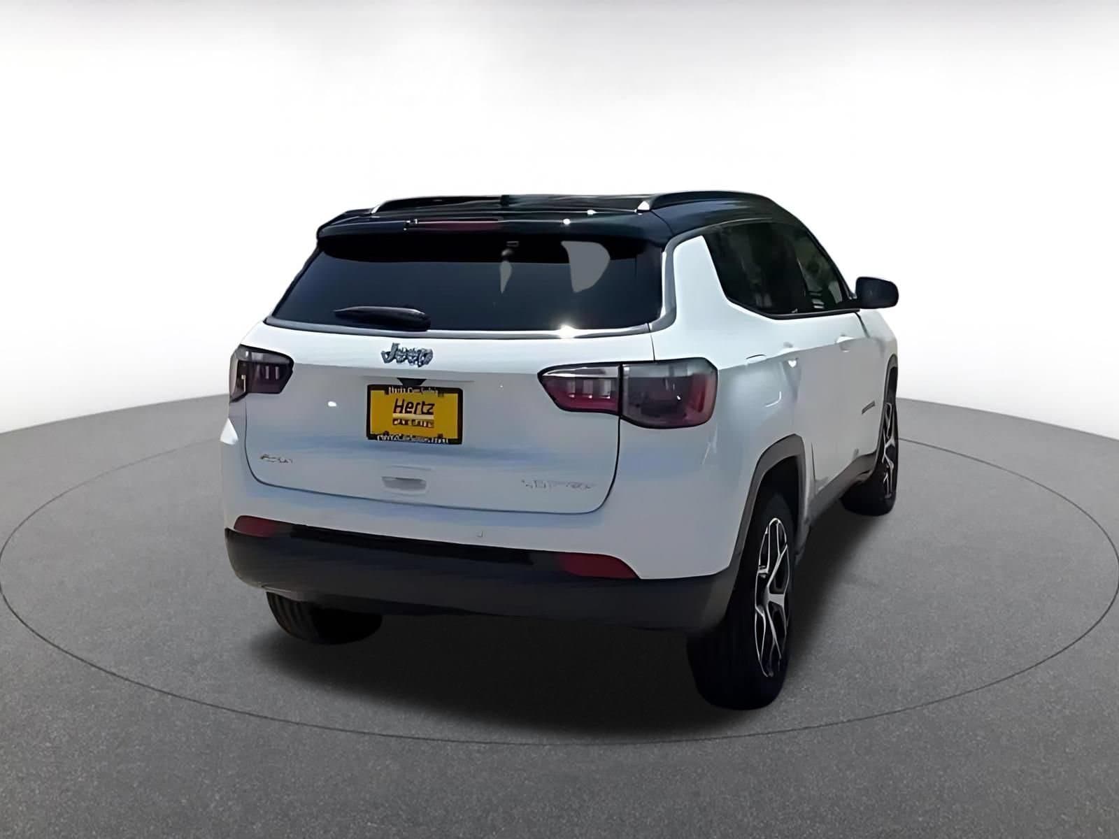 Thumbnail: 2025 Jeep Compass - 12