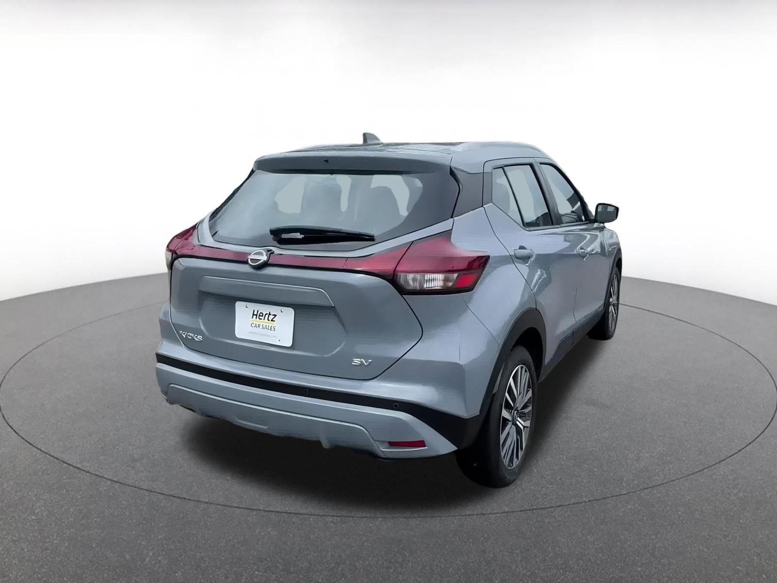 2024 Nissan Kicks SV 13