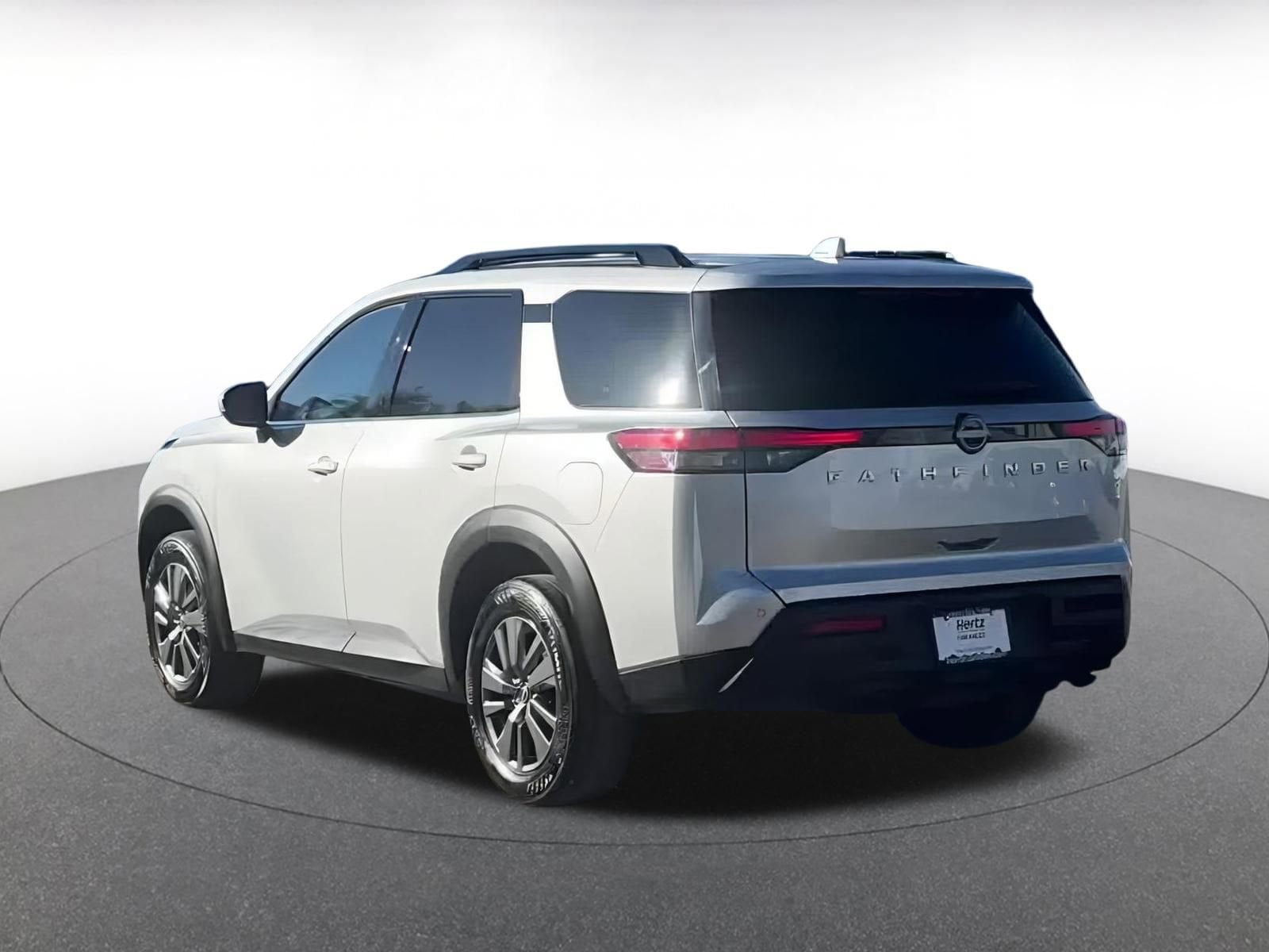 Thumbnail: 2025 Nissan Pathfinder - 11