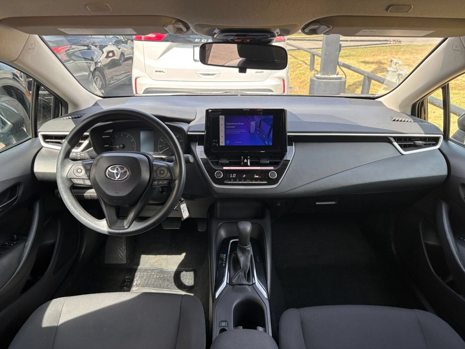 Thumbnail: 2025 Toyota Corolla - 31