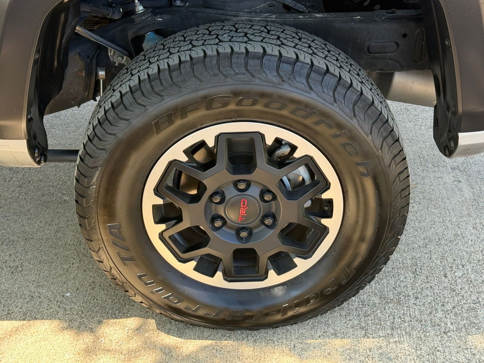 Thumbnail: 2024 Toyota Tacoma - 30