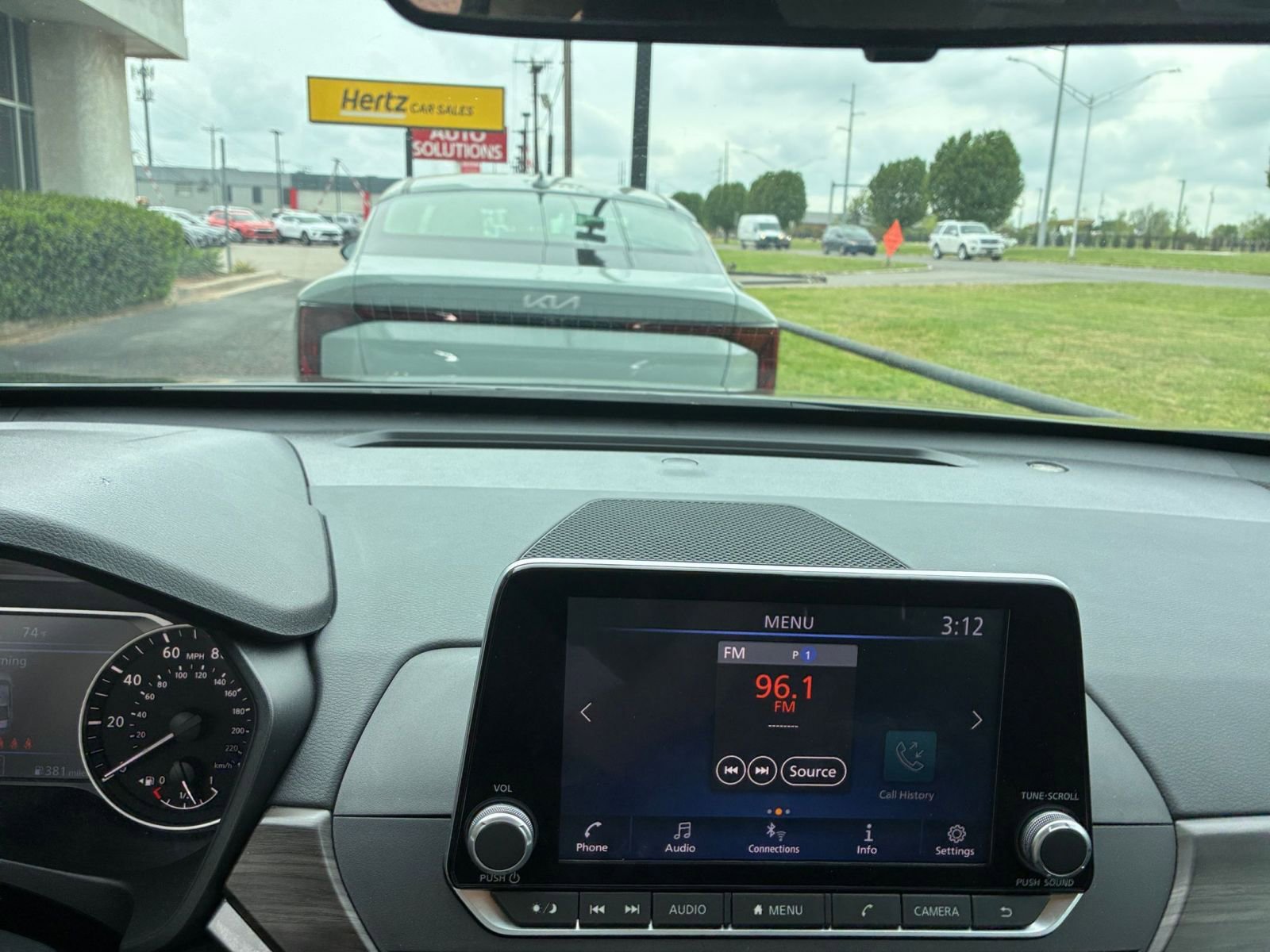 Thumbnail: 2025 Nissan Altima - 17