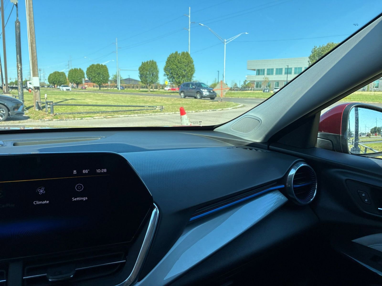 Thumbnail: 2025 Chevrolet Trax - 34