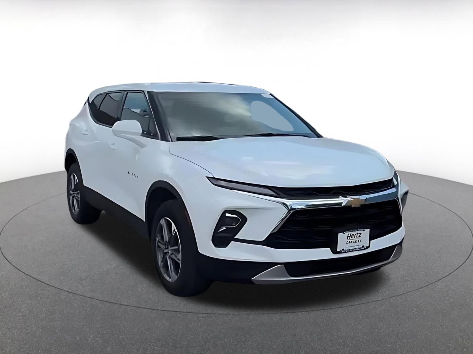 Thumbnail: 2025 Chevrolet Blazer - 3