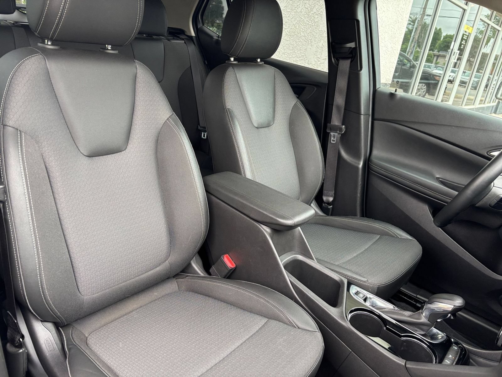 Thumbnail: 2025 Buick Encore GX - 35