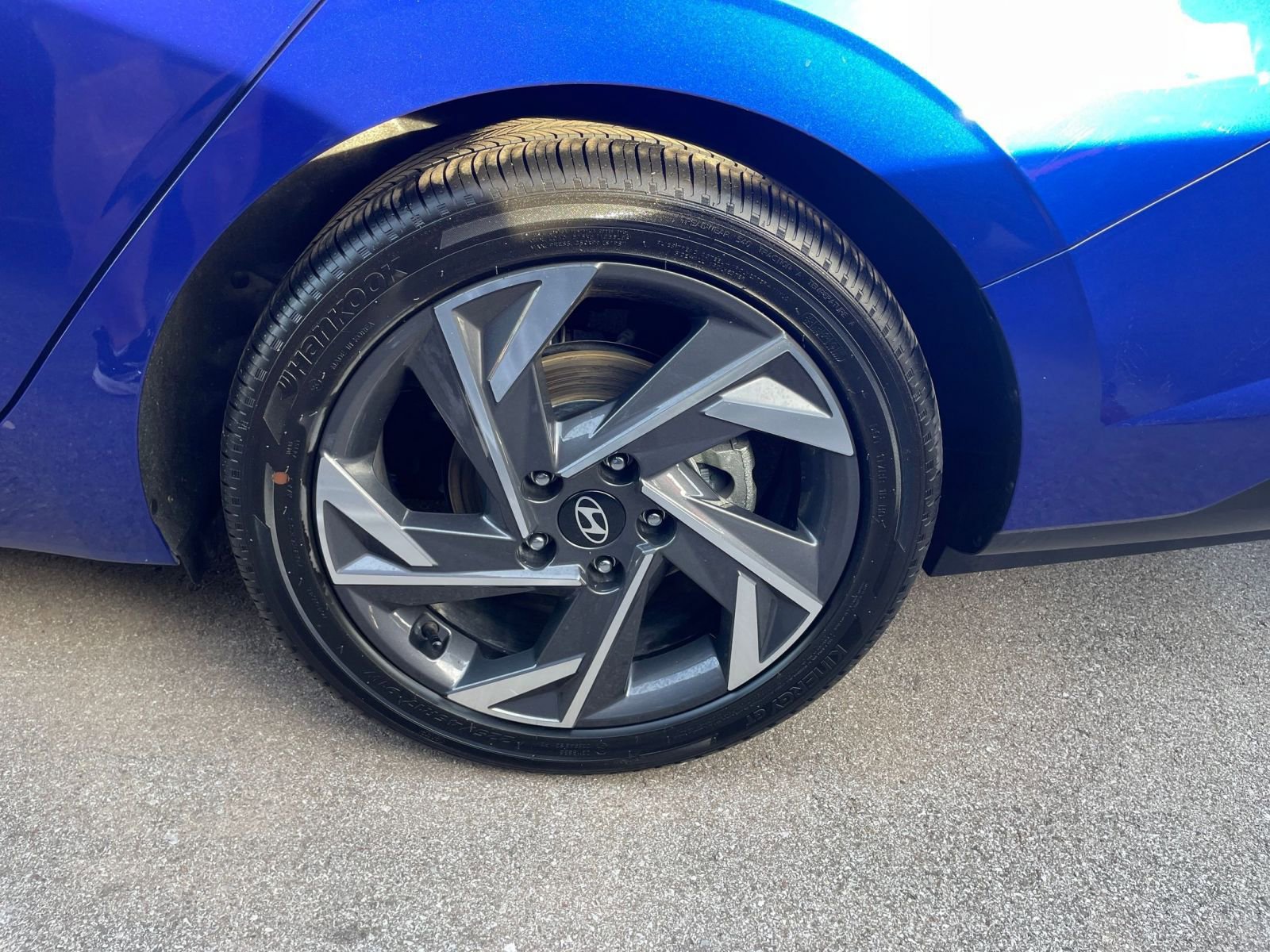 Thumbnail: 2025 Hyundai Elantra - 30