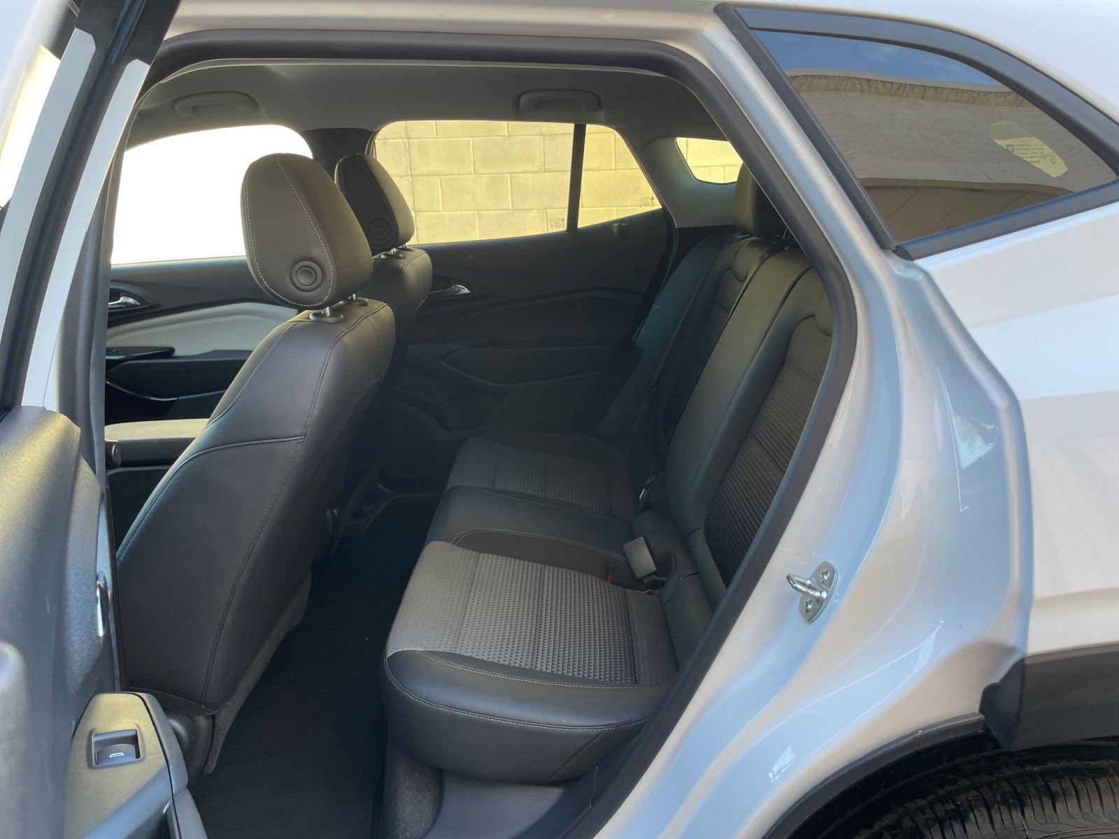 Thumbnail: 2025 Chevrolet Trax - 24