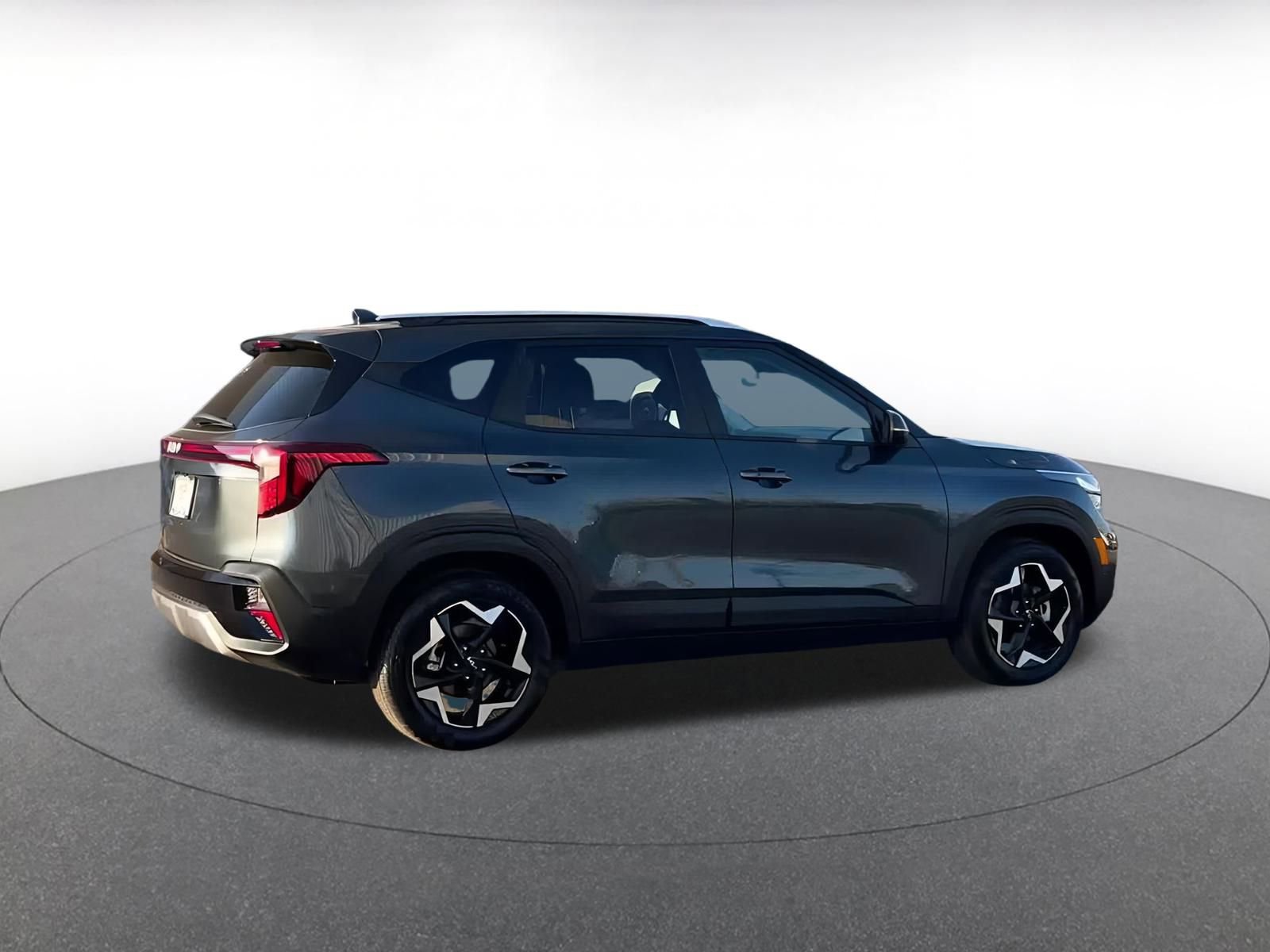 Thumbnail: 2025 Kia Seltos - 14