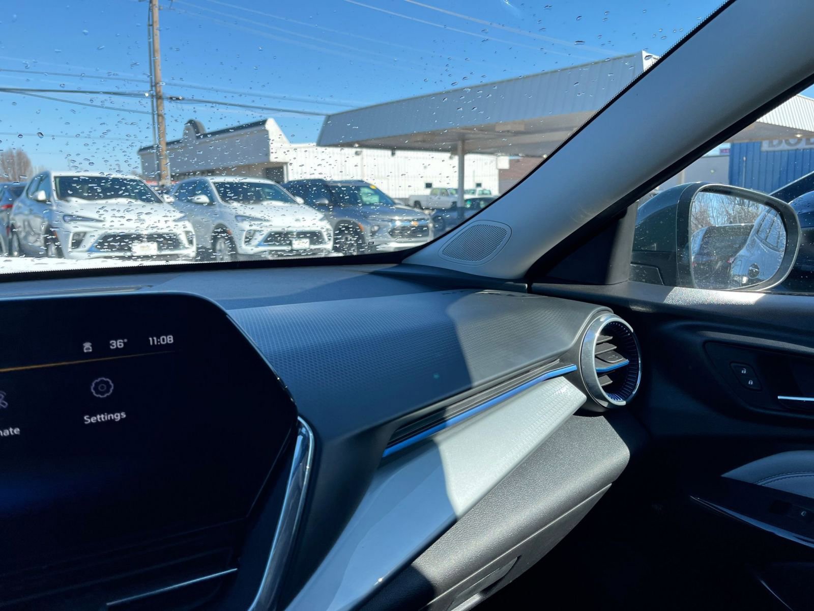 Thumbnail: 2025 Chevrolet Trax - 34