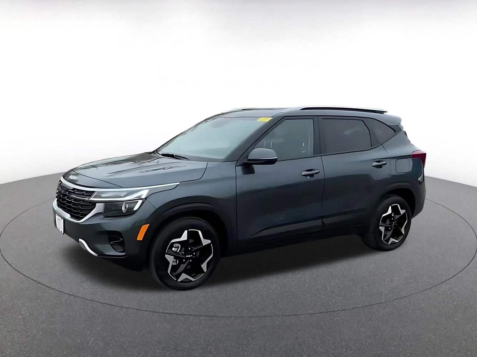 Thumbnail: 2025 Kia Seltos - 8