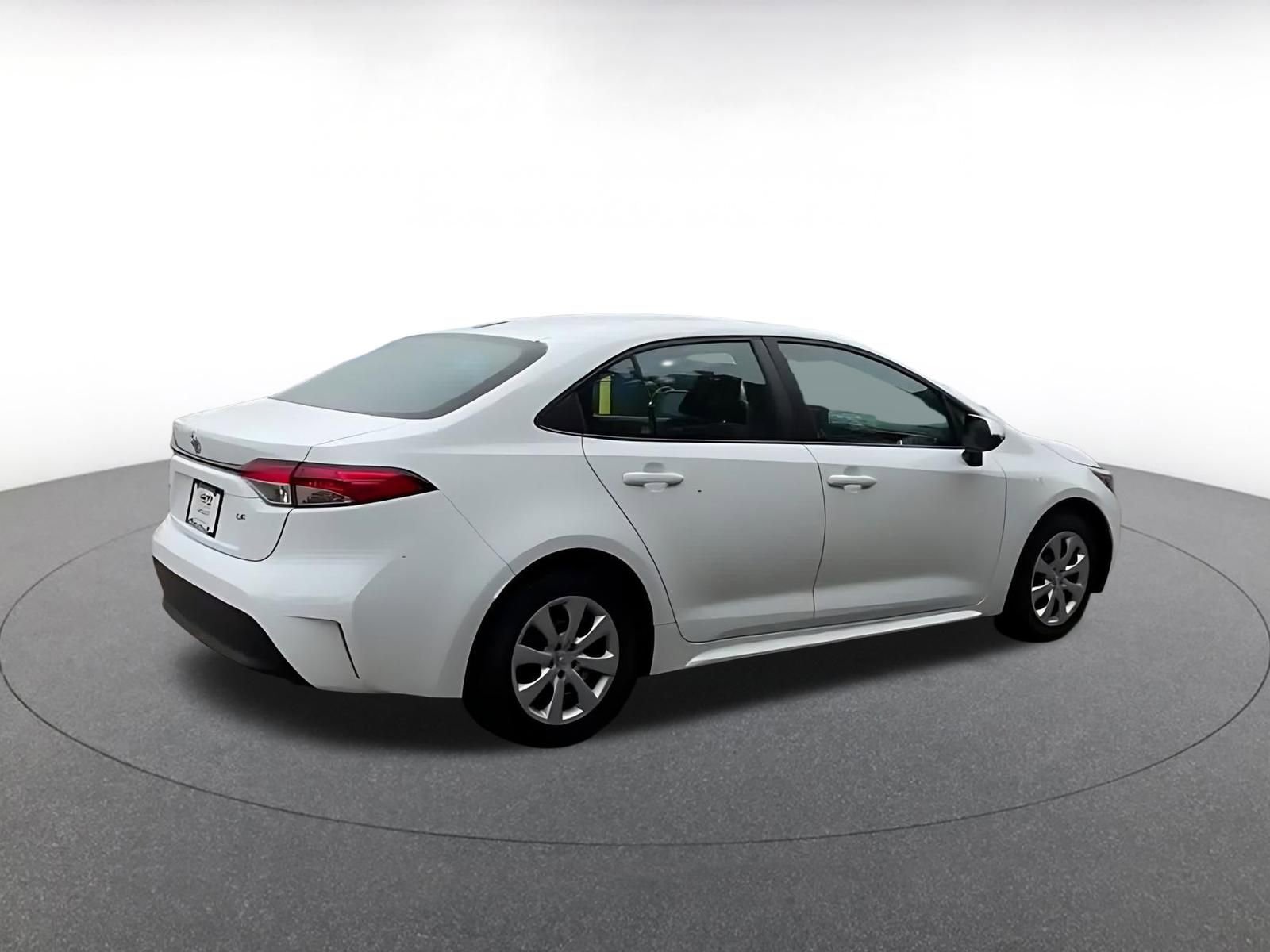 Thumbnail: 2023 Toyota Corolla - 15