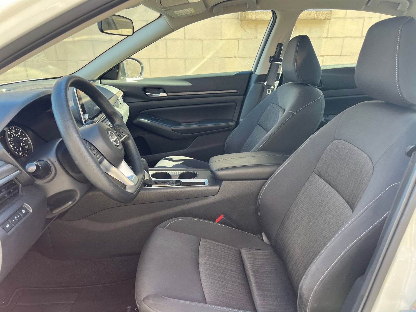 Thumbnail: 2025 Nissan Altima - 25