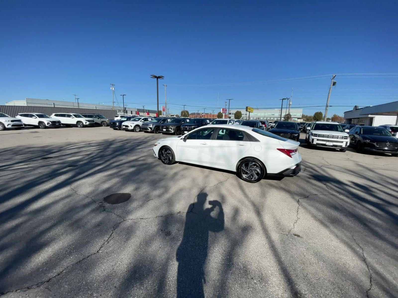 Thumbnail: 2025 Hyundai Elantra - 15