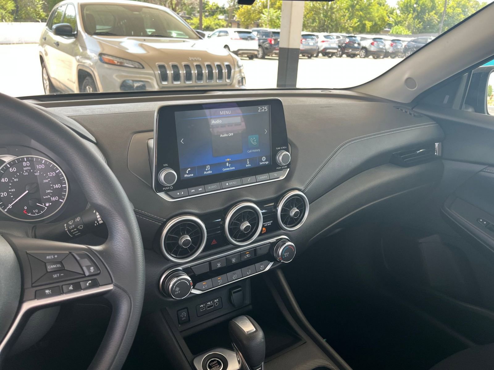 Thumbnail: 2024 Nissan Sentra - 18