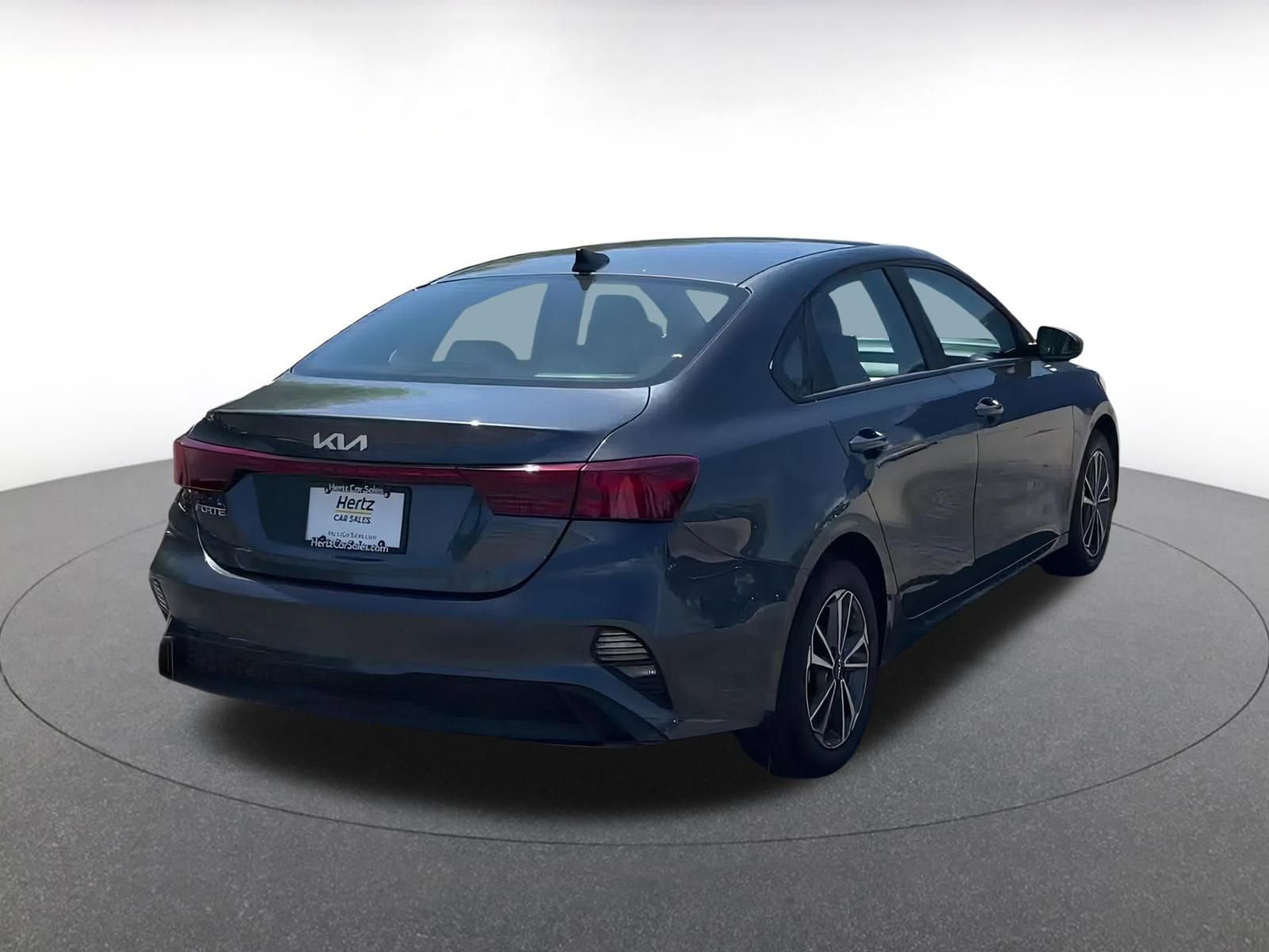 Thumbnail: 2024 Kia Forte - 16