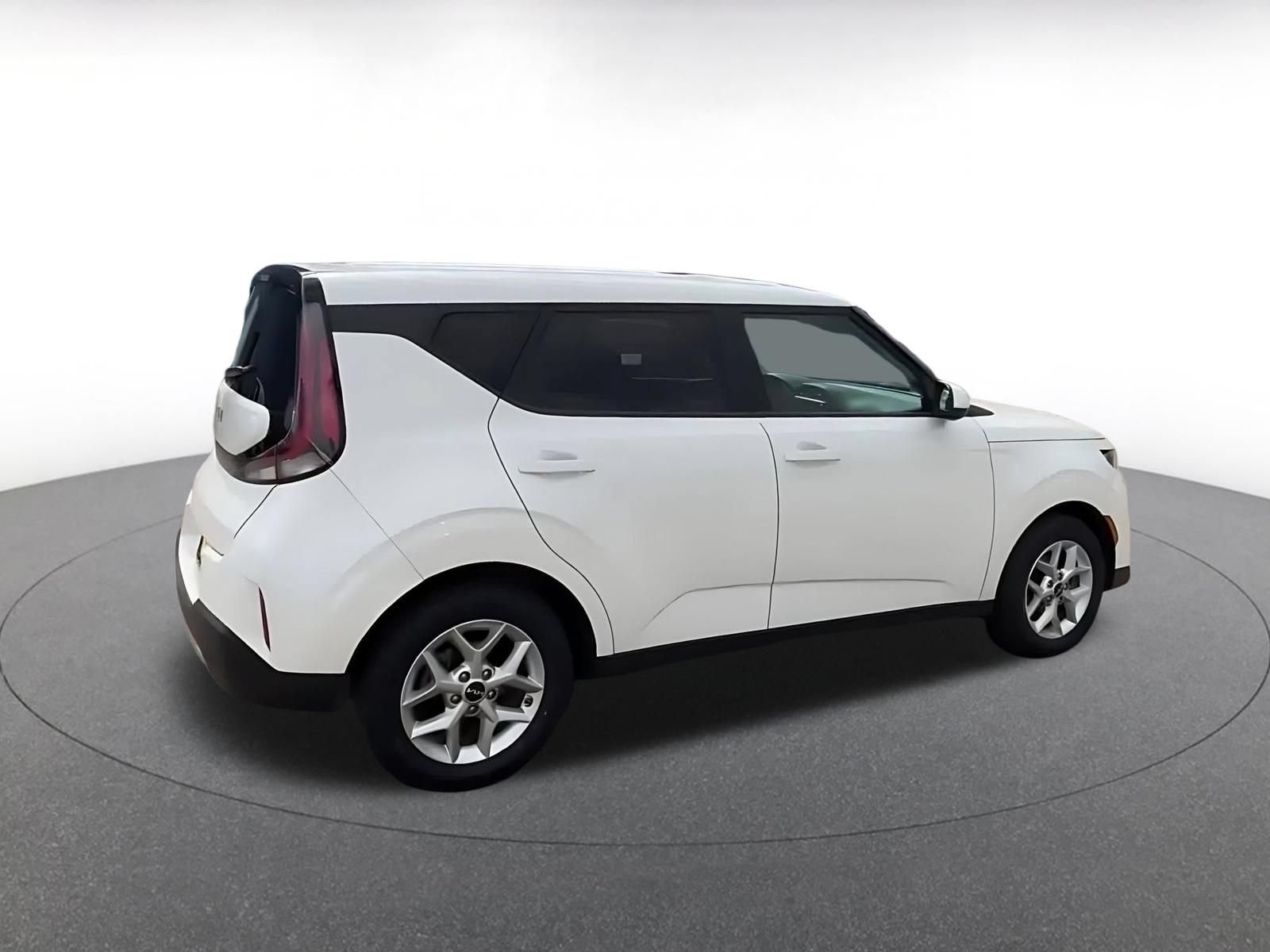 Thumbnail: 2025 Kia Soul - 15