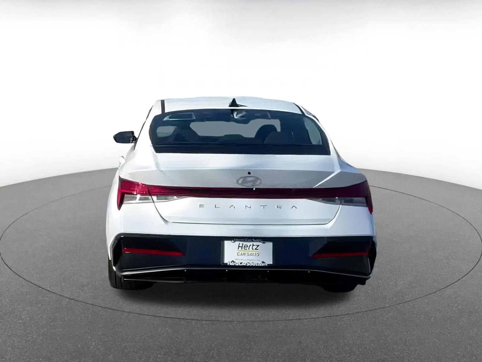 Thumbnail: 2025 Hyundai Elantra - 10