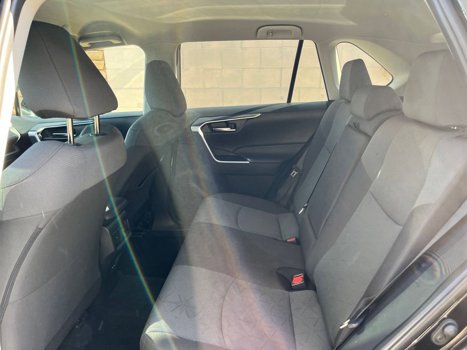 Thumbnail: 2025 Toyota RAV4 - 25