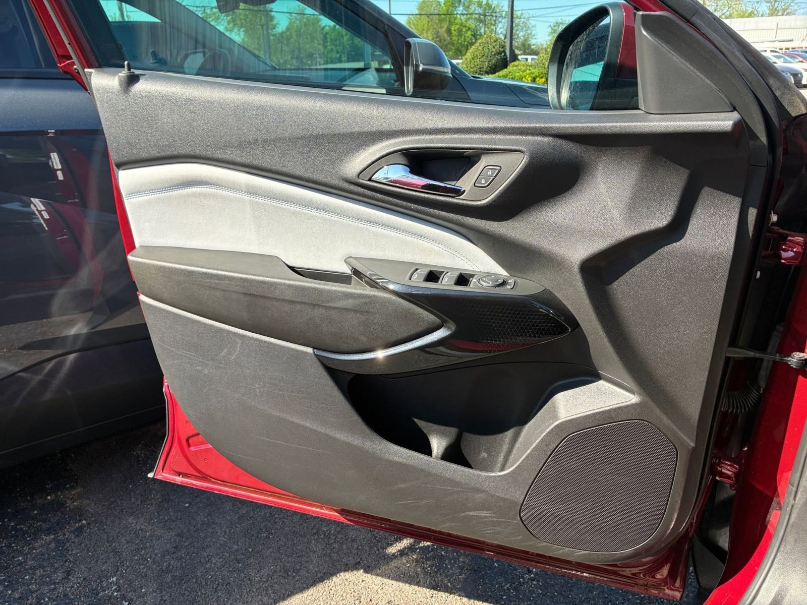 Thumbnail: 2025 Chevrolet Trax - 18