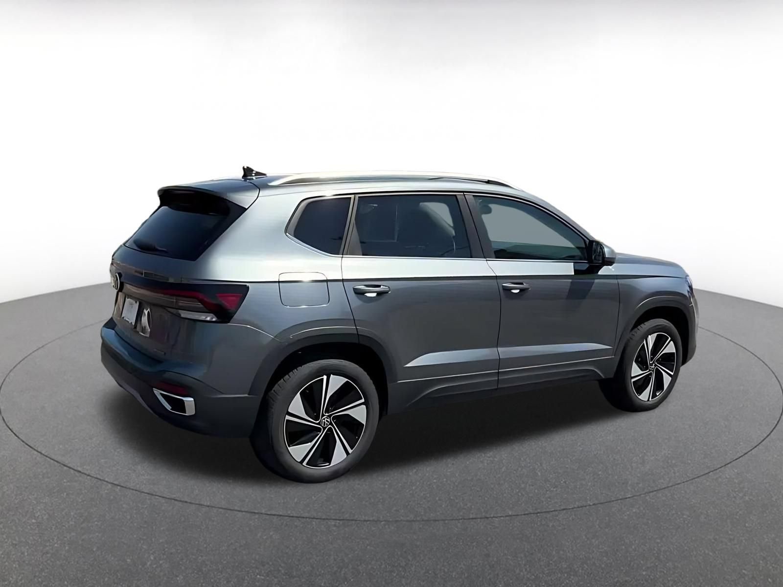 Thumbnail: 2026 Volkswagen Taos - 13