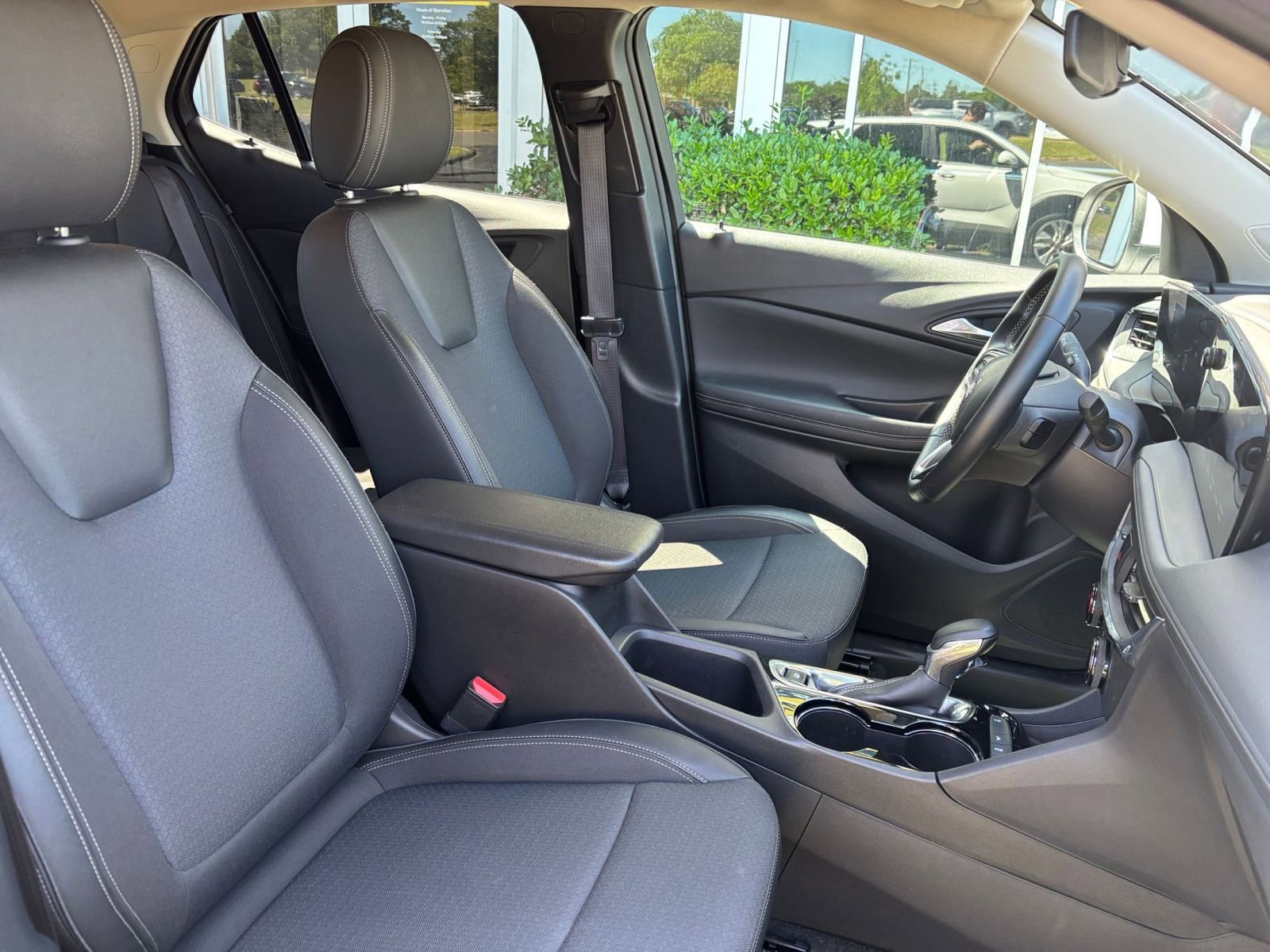 Thumbnail: 2025 Buick Encore GX - 35
